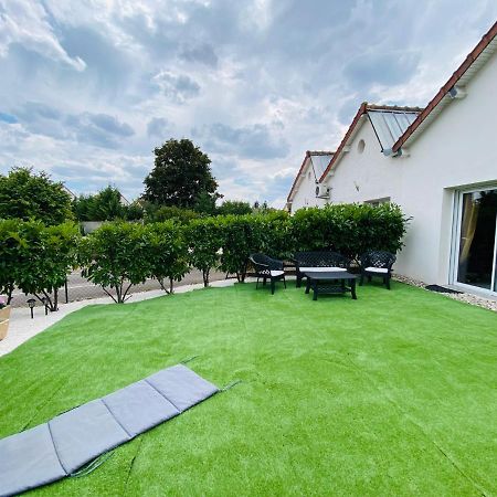 Loft Avec Jardin Et Parking Prive Apartment Troyes Ngoại thất bức ảnh